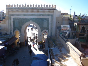 Solo in Morocco - Bab Bou Jeloud in Fez